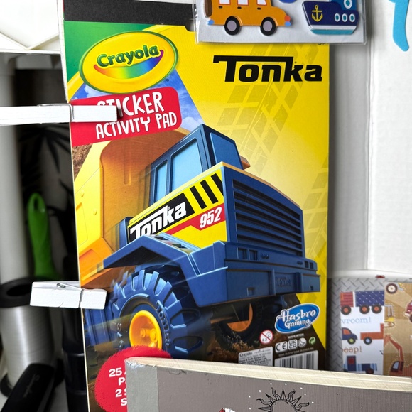 START YOUR ENGINES GOFT SET - Picture 9 of 16